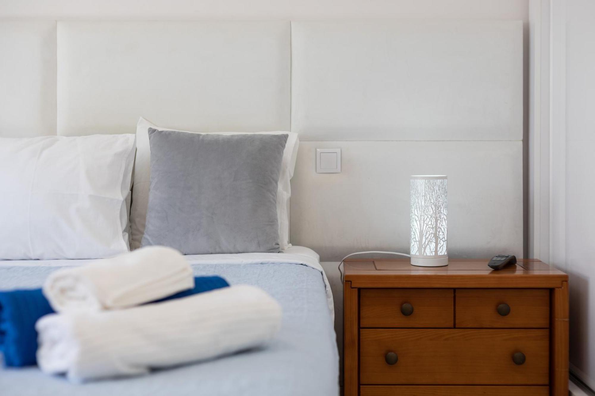 Zurrinha Holidays Whit Jacuzzi Apartamento Quarteira