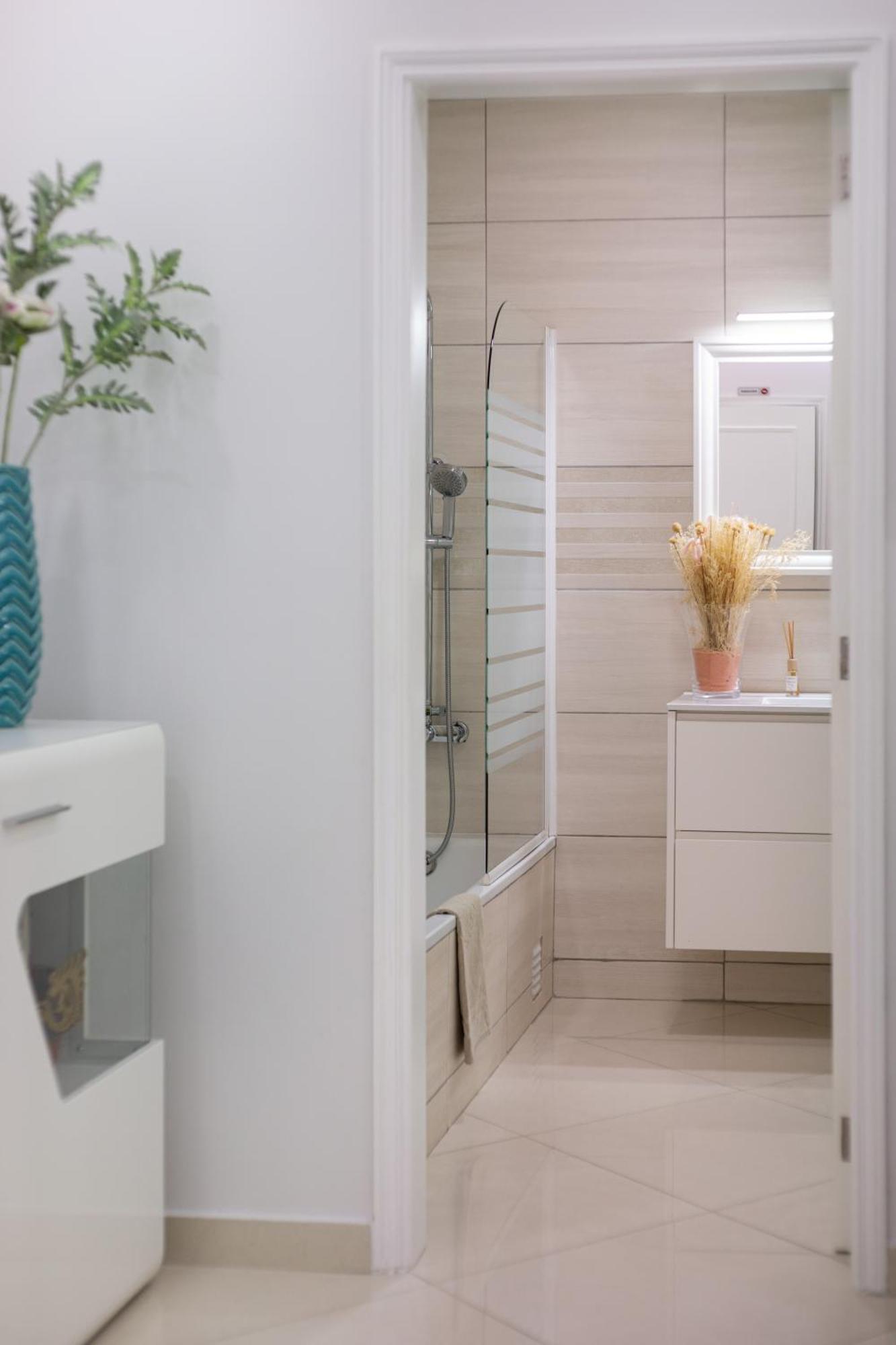 Apartamento Zurrinha Holidays Whit Jacuzzi Quarteira