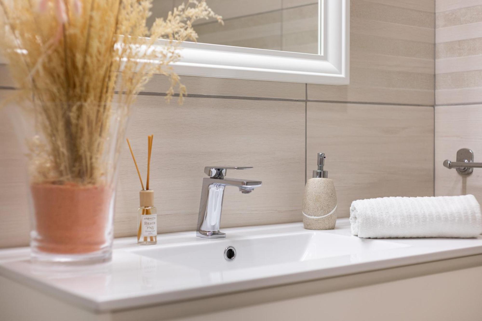 Apartamento Zurrinha Holidays Whit Jacuzzi Quarteira